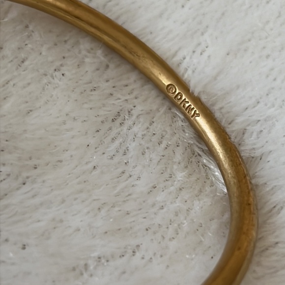 80’s Vintage DKNY gold and pearl bracelet - Picture 3 of 4
